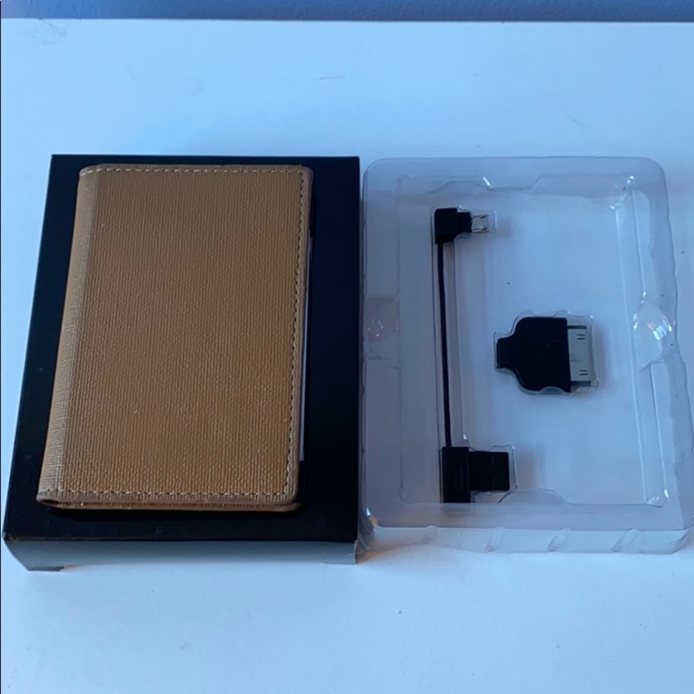 Halo Charge It 3000 - iPhone Portable Charger